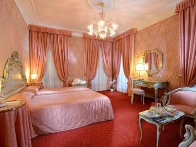 Ca Rialto Hotel Венеция Екстериор снимка