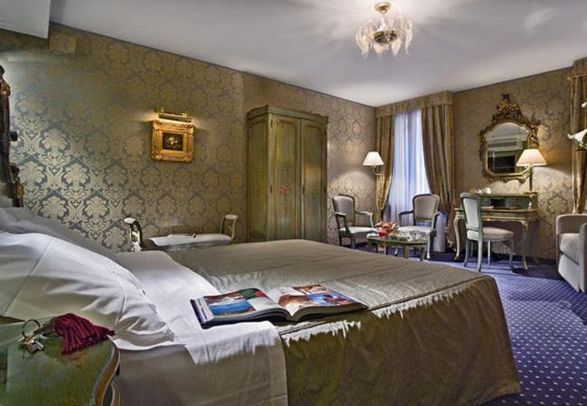 Ca Rialto Hotel Венеция Екстериор снимка